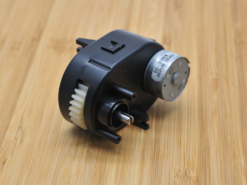 À¬»øÍ°µç»ú